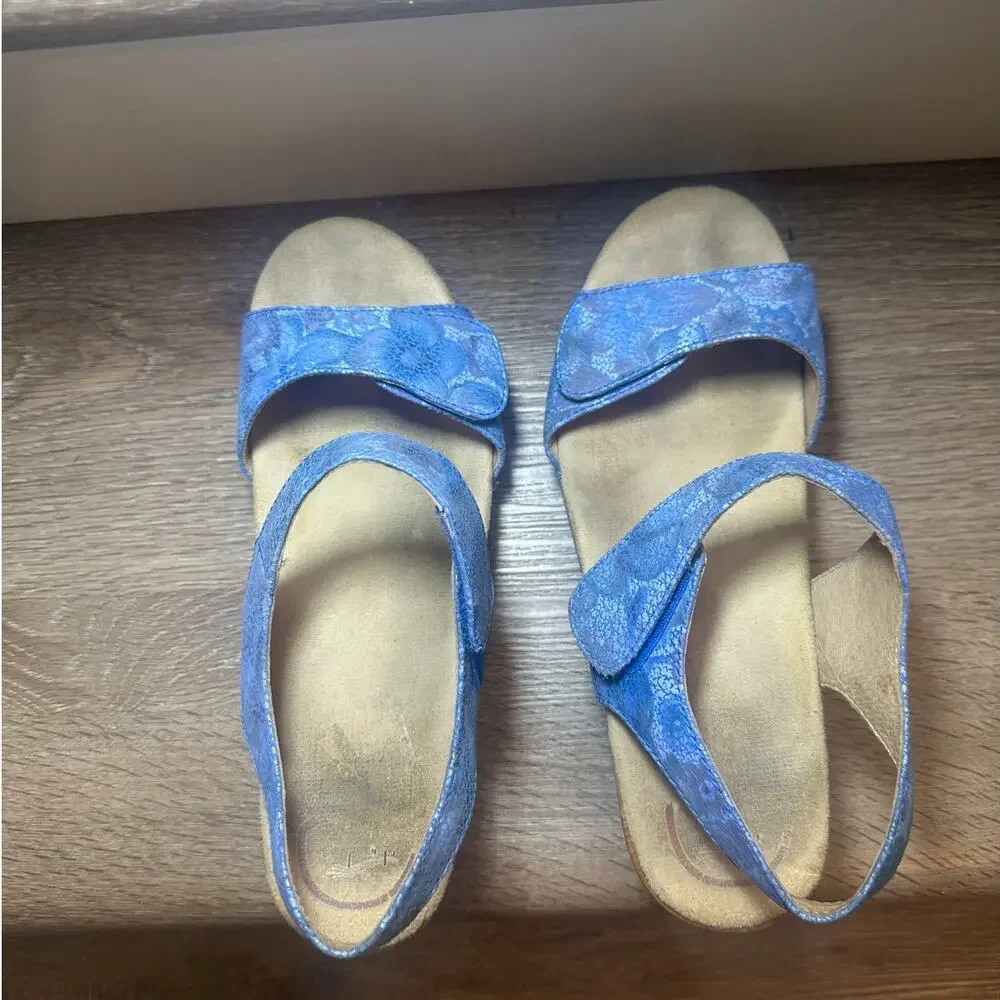 Dansko Sonnet Blue Print Leather Sandals EU 40 US 9.5-10 Comfort - Picture 5 of 11